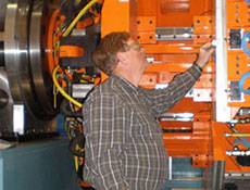 Preventive maintenance on blow molding machines and extruders