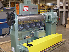 Preventive maintenance on blow molding machines and extruders